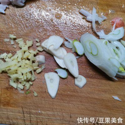 小白也能轻松学会的营养红烧玉子豆腐