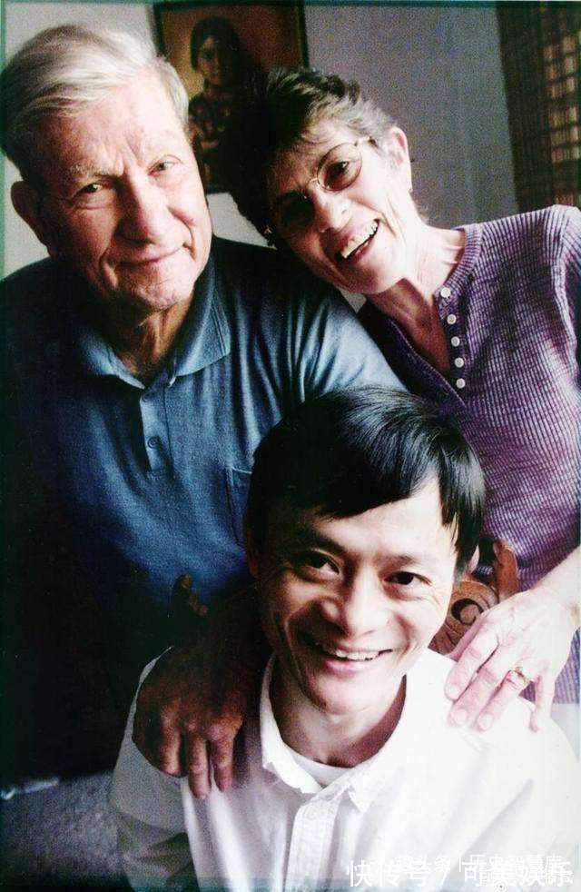 一家人|35年前一父子每年资助马云400元上学，马云后来是怎样报答的