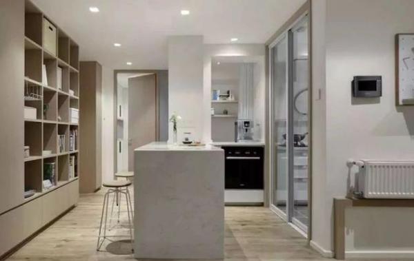 展示台|84㎡日式温馨时尚空间L型书架式电视墙，颜值高又可当收纳