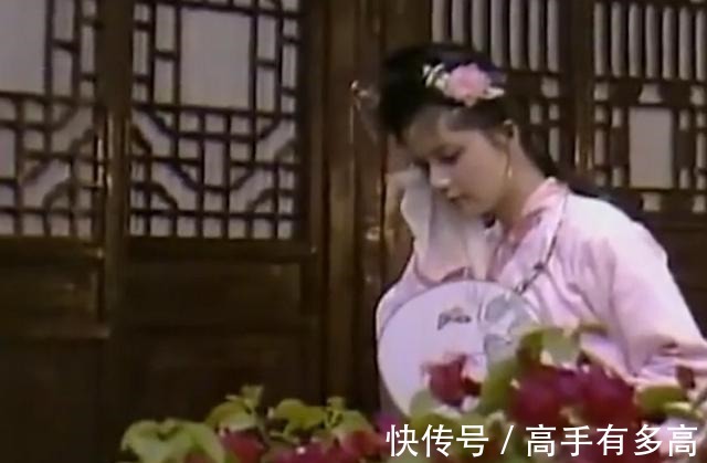 薛家|薛宝琴进京的背后,曹雪芹隐藏了一个很深的用意,很多读者忽略了