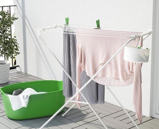 阳台|阳台和客厅打通后,衣服晾哪里?5种办法解决,让你不再困扰!