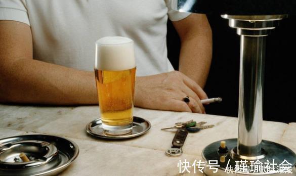 中老年人|高血脂的“凶手”找到了，做好4个方面，血脂降下，三高偷偷溜走