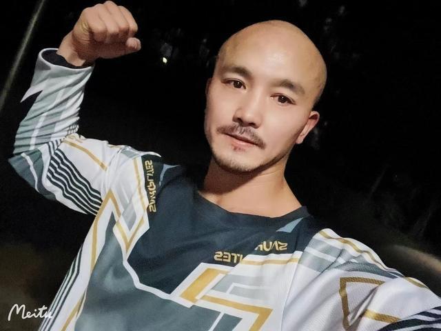 一龙|武僧一龙要全力拼搏最后一年,2022元旦是起点,虎牙现场直播