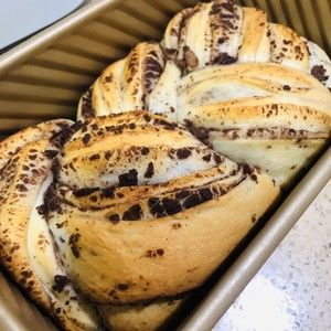 家庭早餐菜谱，红豆沙吐司，简单美味营养，早餐好选择，动手吧