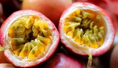 感染性疾病|女性8月初不想满脸皱纹，推荐常吃3种食物，补水养颜，美容护肤