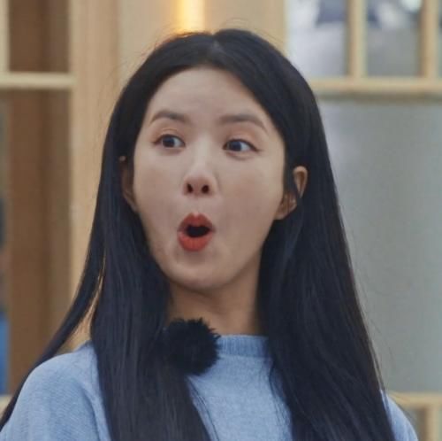 这档综艺揭开女团“遮羞布”，王艺瑾全妆出镜，却被33岁张雨绮吊打