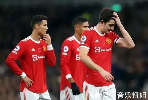 德布劳内|三拳三踢加一铲的C罗,被英超名宿点破实质:情绪发泄的懦夫行为