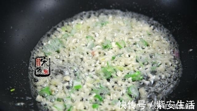 教你在家自制“万能烧烤酱”,烤啥都好吃,成本2块钱!