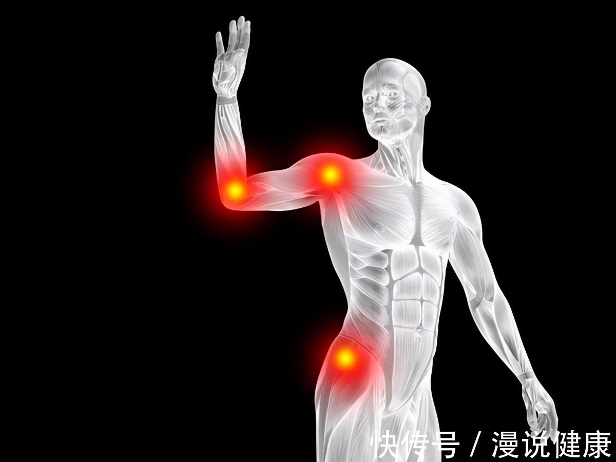 腰肌劳损|模仿动物爬行能缓解腰部不适？陕西这位大爷的做法，是否真有用？