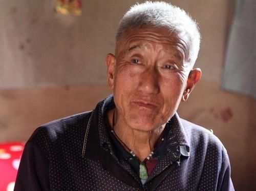 素食|茄子是胃病的“发物”?医生提醒:少吃2种素食,胃或能慢慢变好