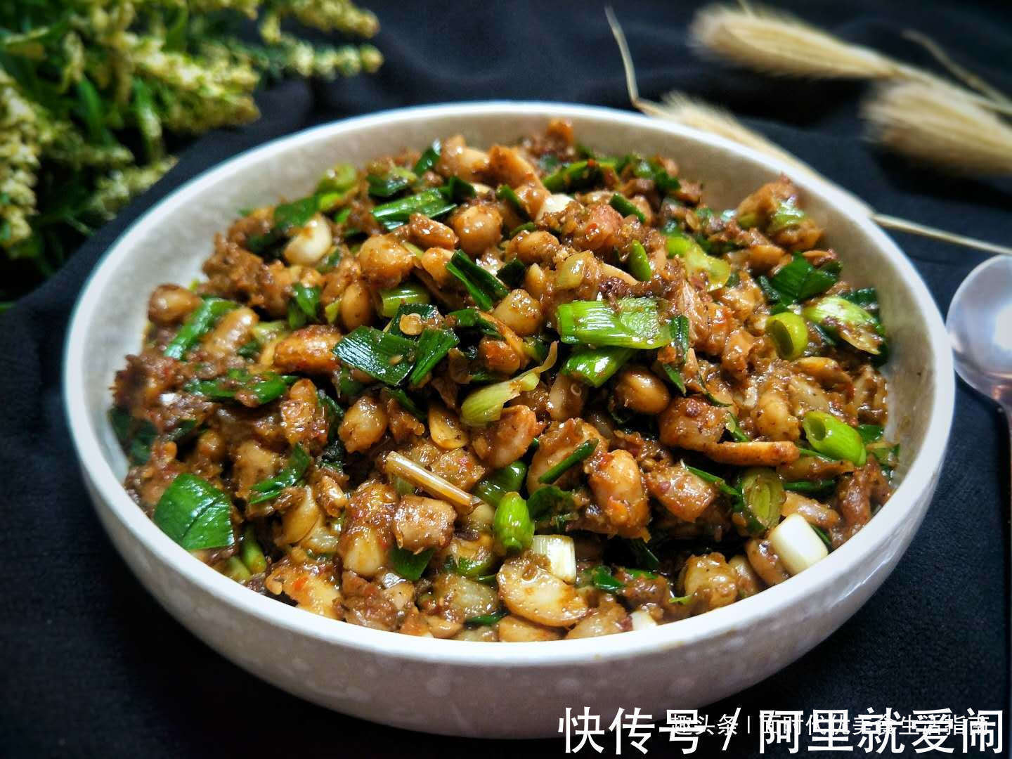 米饭|教你懒人下饭菜，老婆能吃2碗米饭，做法简单，上桌一大盘不够吃