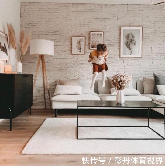 墙面|丹麦一家5口,女主把家布置得温馨精致,生活品质满分,太羡慕了