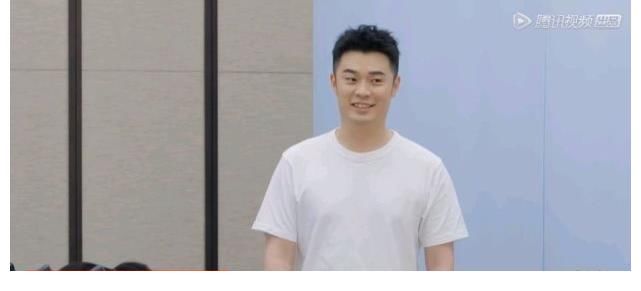 《五哈》:身高体重大揭秘,邓超身高170?鹿晗代谢年龄十八岁!