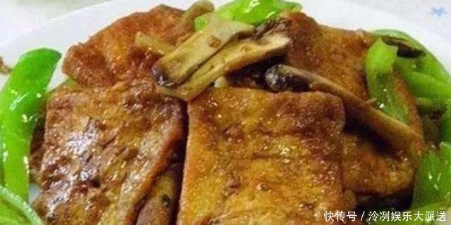 豆腐|家常菜风味香排骨,焖板栗,干煸青椒豆腐,葱油蒸金针菇的做法