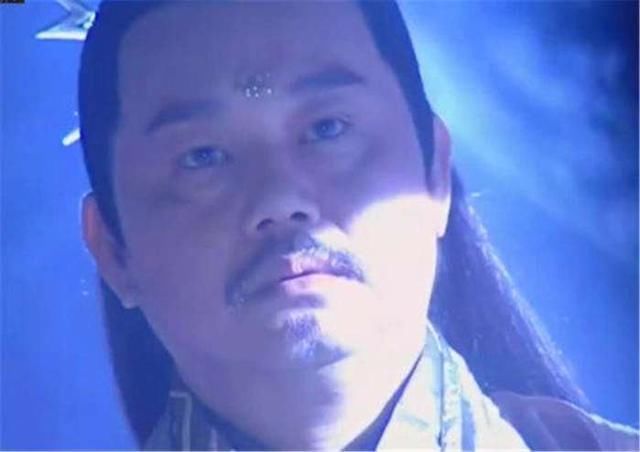 郭靖#倚天中，他是郭靖儿子，深得郭靖真传，武功吊打张三丰，威震武林