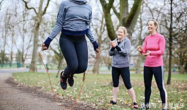 乳腺疾病|女生最伤乳房的4个习惯,一定要及时改掉,小心后患无穷