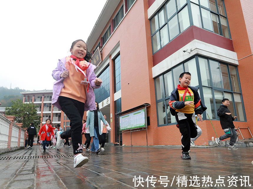 五峰|湖北五峰：千余名师生同学消防知识