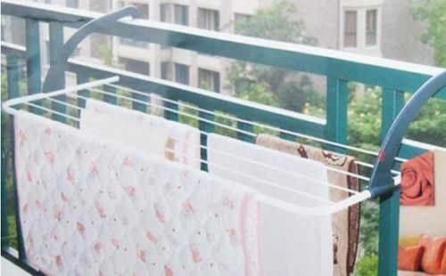 有心人|这种晾衣架逐渐取代了晾衣杆,有钱人家里都在用,后悔知道晚了