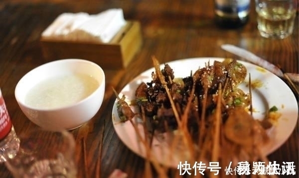 营养物质|早上吃苹果好,还是晚上吃苹果好?养生专家告诉你最应该吃的时间