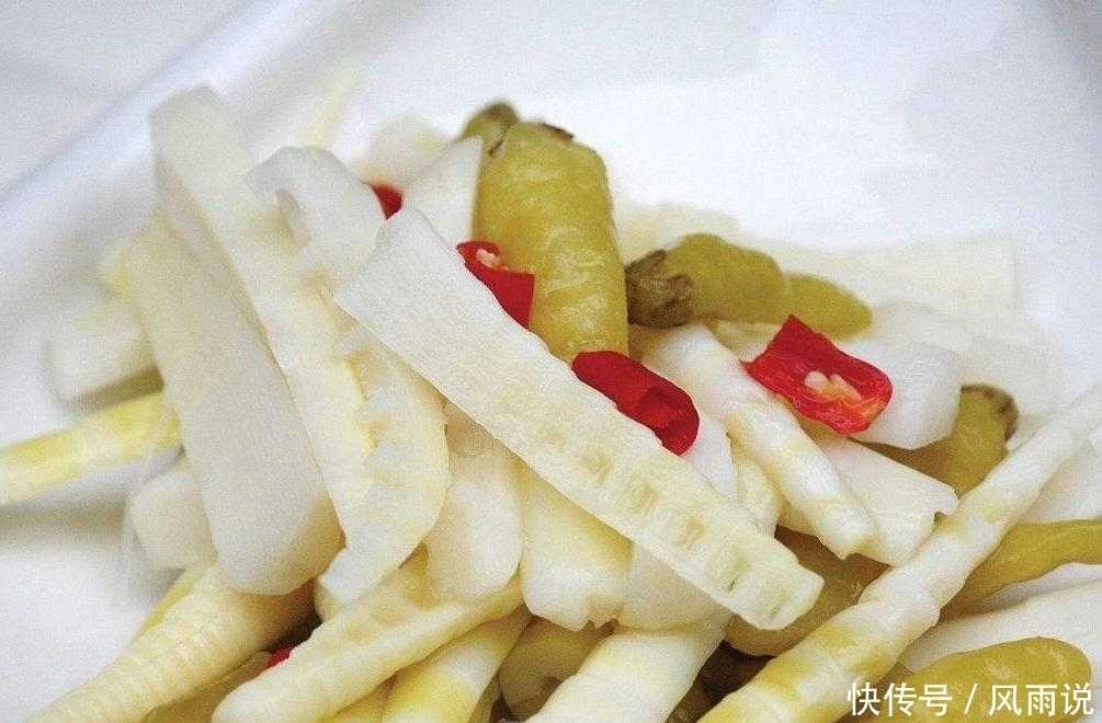 竹笋|游完武当山,顺便掰个竹笋回来做菜,很美味