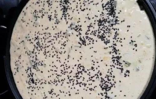 筷子|3个鸡蛋,1碗面粉,不用和面,筷子搅一搅,面糊变大饼,好吃到爆