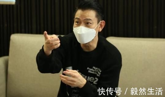 打断式|“打断式”陪娃写作业,伤害比你想的更严重,父母还不知悔改