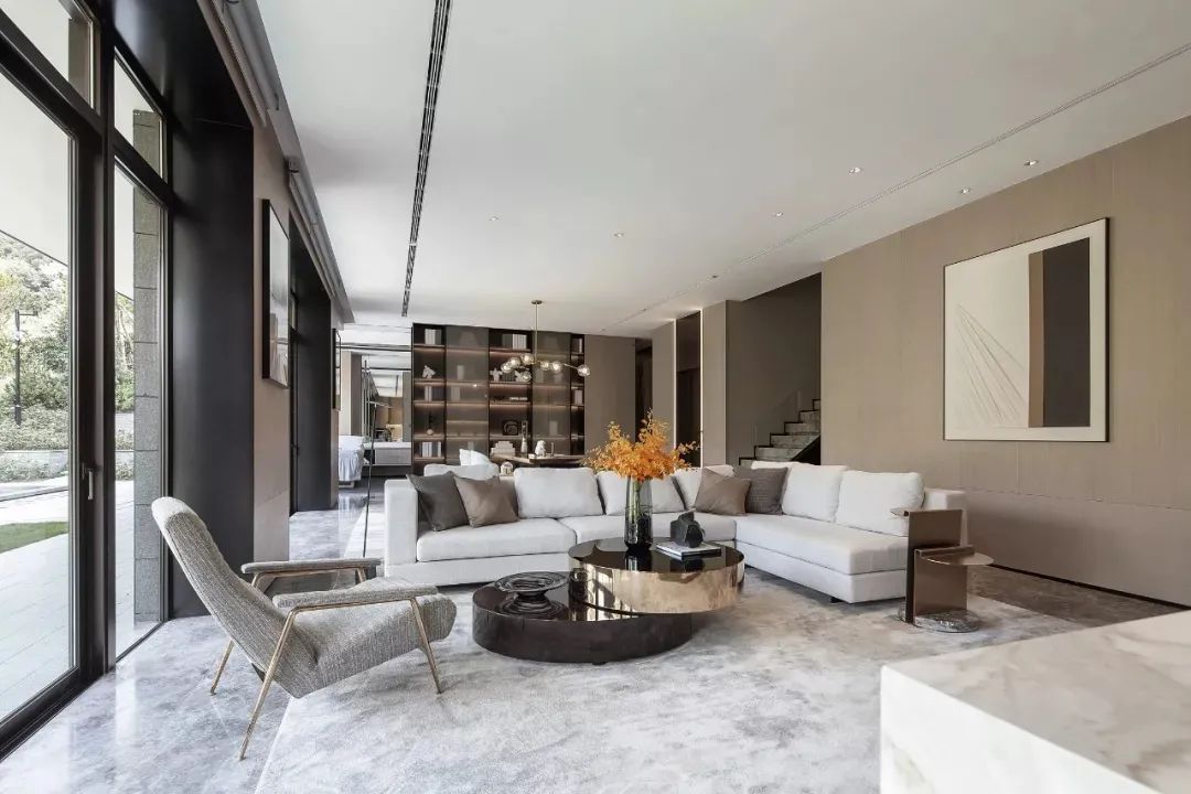 床头柜|510㎡现代别墅,低调舒适的空间,轻奢安静的气质