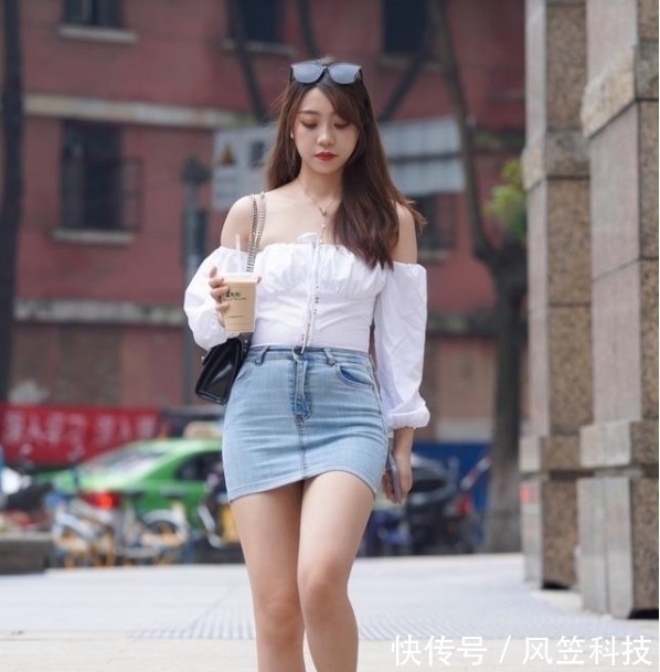 穿搭 齐肩衫搭配牛仔短裙,这才是胖妹穿搭的典范,神秘感十足