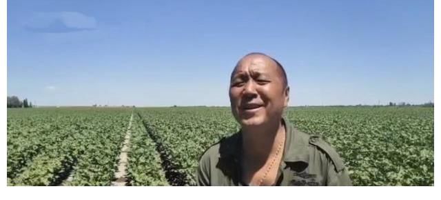 《点赞！达人秀》首播，新疆大叔自制架子鼓向爱妻表白引评委落泪