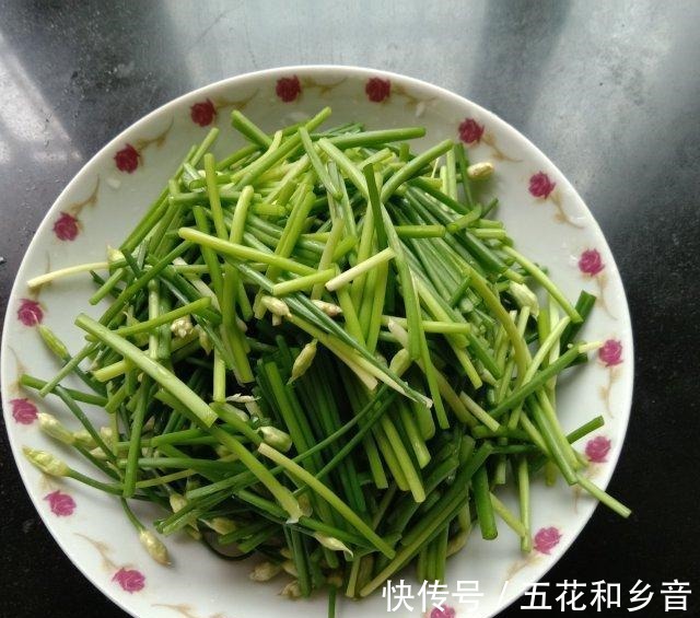 鲜美|炝炒韭菜苔,味道鲜美,可口下饭!