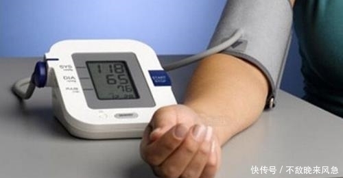 导致高血脂|血脂越来越浓稠?请谨记:多喝3种水,少做2件事,血脂慢慢消