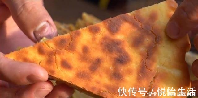 玉米面这样做真好吃,一擀一煎,5分钟出锅,连吃一个月都不腻