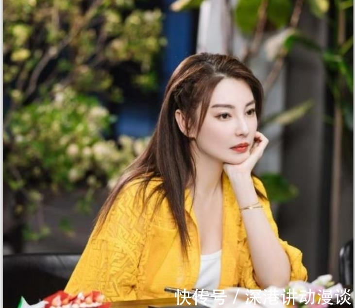 火花|首期节目中，张雨绮、周扬青等女嘉宾的相亲故事，浪漫火花四溅