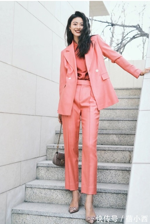 九分裤|穿西装外套别总是配裙子,搭配这些裤装更高级时髦,梨型身材必入