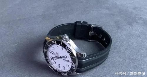 爱彼皇家橡树|机械表大师:都说佩戴手表能够彰显身份?那你是什么身份?