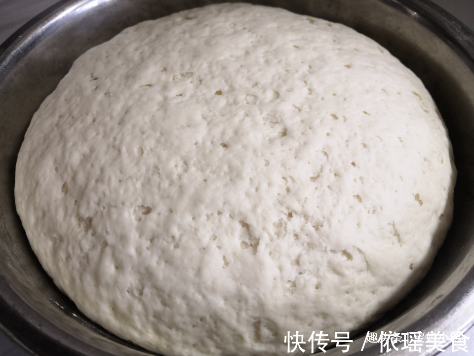 包子|最适合蒸包子的两种菜，夏季吃，维生素丰富营养多，咬一口老香了