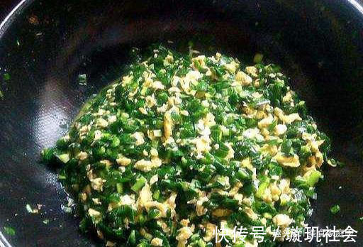 蒸包子|蒸包子总是“掉底”只因忽略这几步，这样做，包子蒸的香软可口