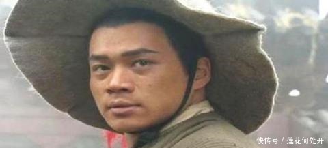 丢人|《水浒传》中勇猛无敌的武二郎,在认怂张都监府衙时不丢人