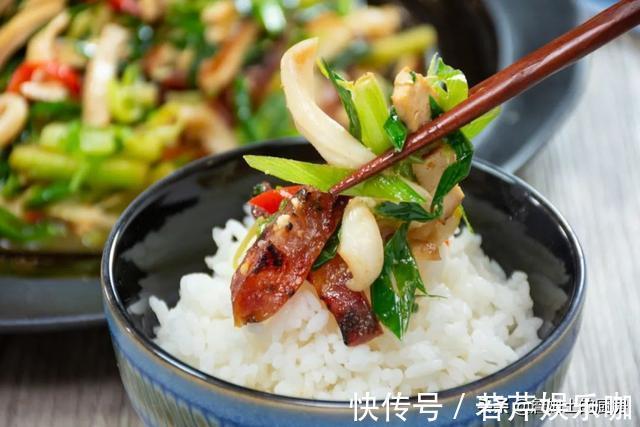 詹姆士|这菜太省心了!随手一炒超级下饭,盘它