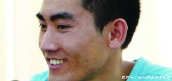 当年,那个带着疯母从初中上完大学的苦孩子,现今如何?