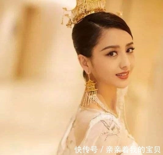 爆笑|十条爆笑冷知识：最壕追星，富婆砸四千万邀男星共进晚宴。