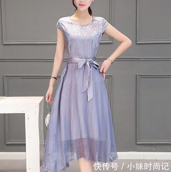 小女人 时尚优雅的连衣裙,让你瞬间变身精致小女人,怎么搭都不错