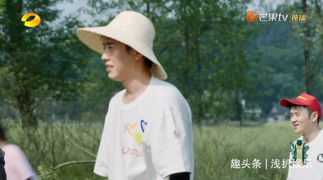 彭昱暢|張子楓與梁靖康互動(dòng)不避嫌，彭昱暢故意拱火，差點(diǎn)讓黃磊下不了臺