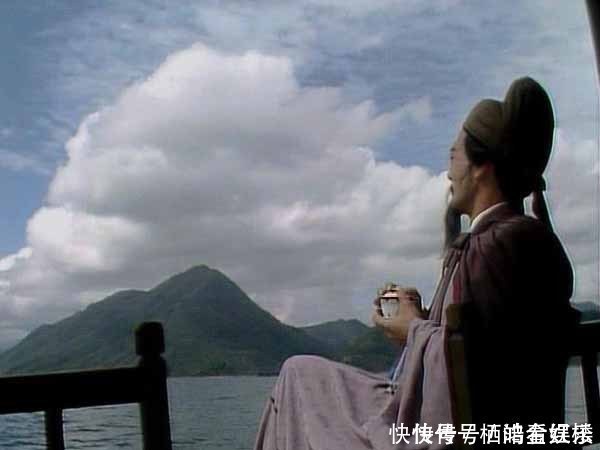  老师|贾雨村在林家当了林黛玉一年的老师，为什么不知道其母亲是谁？