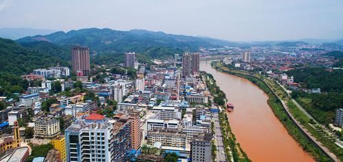 中年|中国一座不起眼的县城,却是越南人的天堂,越南女生为何常常来此