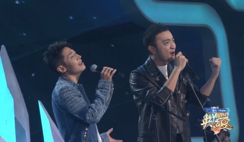 庄晓莹|央视公演连登热搜：康辉扮演许仙，撒贝宁登台抢走主持人风头