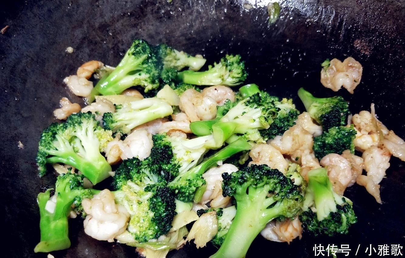 好吃|西兰花和它是天生一对, 这样做营养翻倍更好吃, 儿子每次都不够吃!