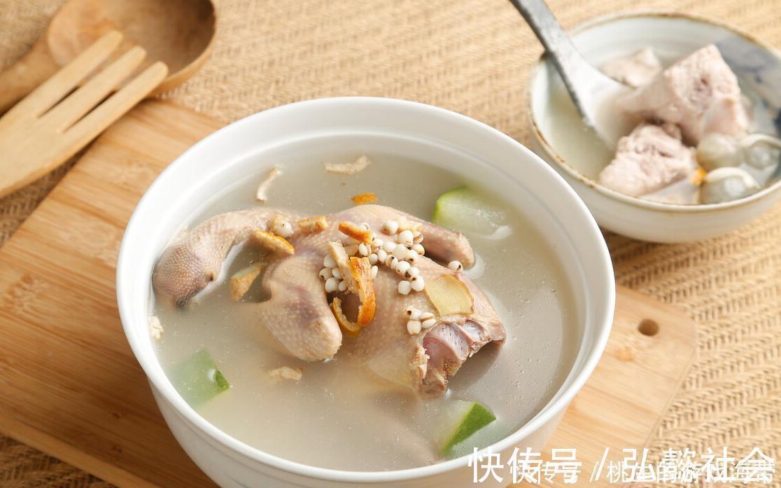 滋补|一鸽胜九鸡,炖鸽子汤要焯水吗?老师傅教你一招,汤鲜味美营养高