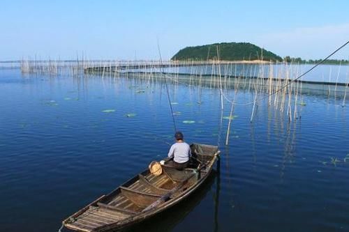 小儿垂钓!他只有4首诗流传于世,这一首短短28字,便让他留名千古!