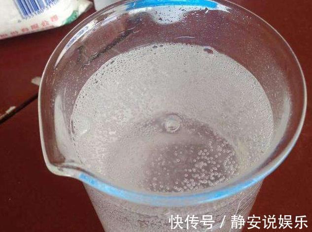 磷酸二氢钾|此种“溶液”浇蟹爪兰,7天“浇1次”,1盆冒出60个花苞!